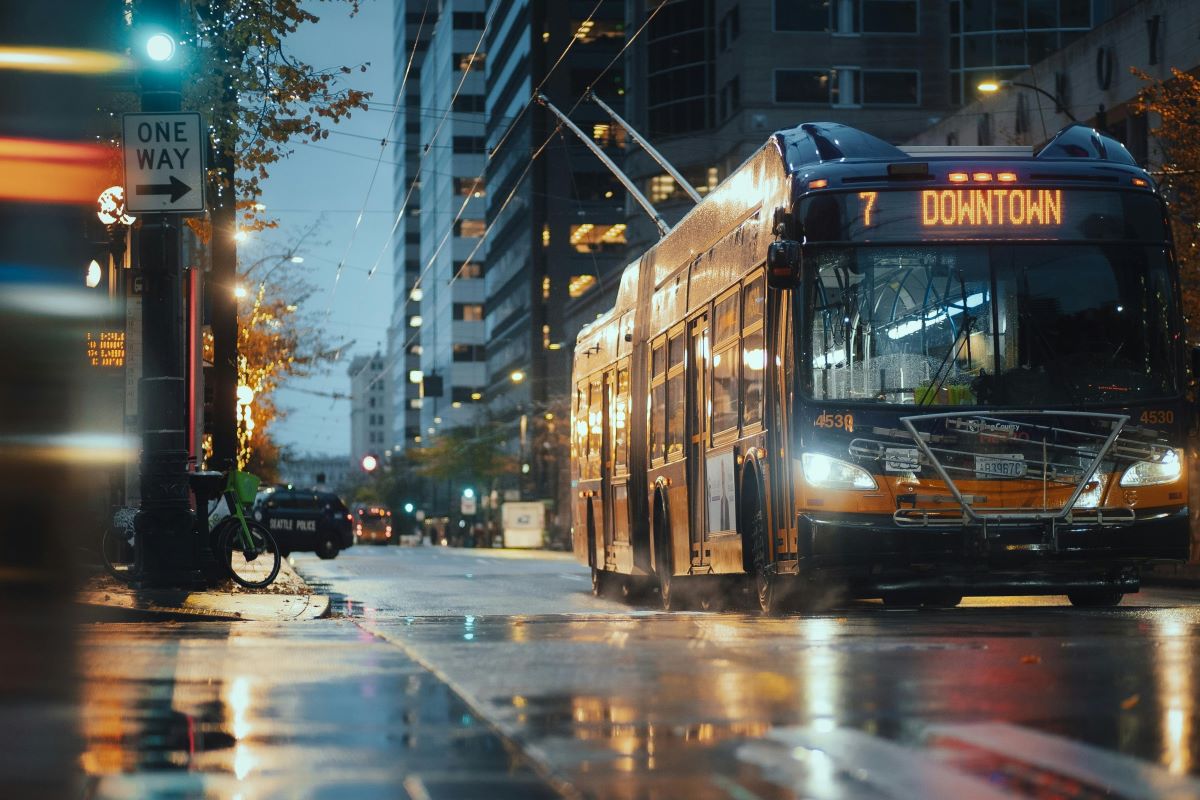 Corporate Travel Made Easy: Why Companies Love PrimeBus